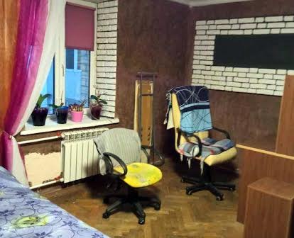 Аренда 1 комнатной квартиры 43 кв.м.  в  Голосеевском районе.