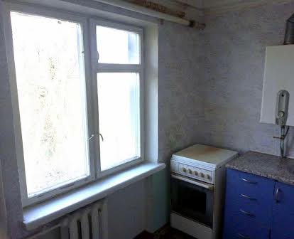 Продам 1 комнатную квартиру в Днепровском районе.