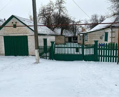 Продам будинок в с. Прядівка Царичанського району