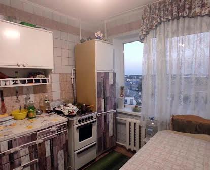 Продам 1 кімнатну квартиру на Київській 3030