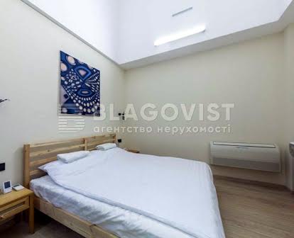 Продаж квартира на Щекавицька,30/39, 225кв.м, Поділ, 315000$