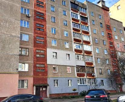 4 кімнатна квартира, просп. Перемоги, 5 кутів