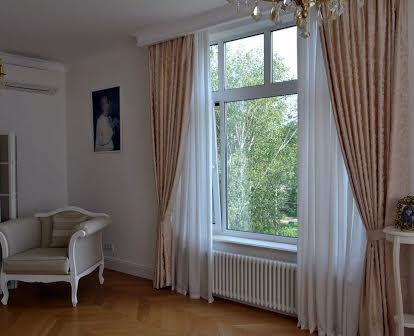 Продаж 4к кв-ри 151 кв. м. ЖК Golden Park  по вул. Парково-Сирецька 4В