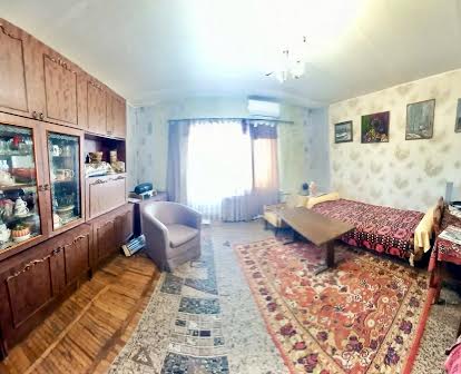 Продаж 4-х кімнатноі квартири центр Дніпро