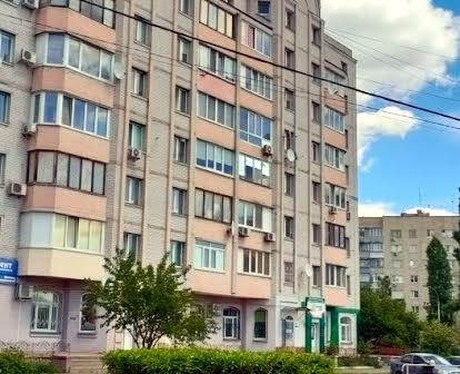 Продаж квартира 48 м2 з ремонтом центр м. Буча Богдана Хмельницького
