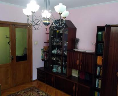 Продаж 3 кімнатної квартири, Київський Майдан