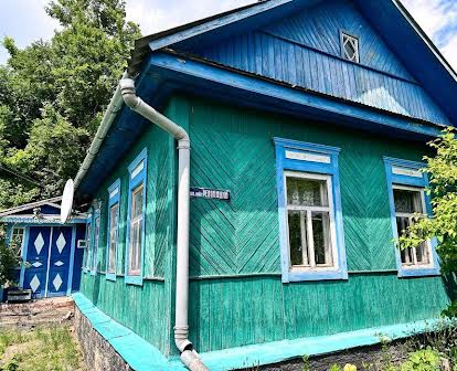 Продається будинок у затишному районі міста Новгород-Сіверський
