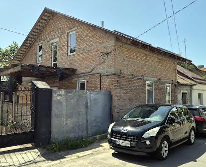Продам будинок в м.Луцьк вул.Романюка