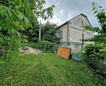 Продається будинок у місті Почаїв за 500 м від лаври