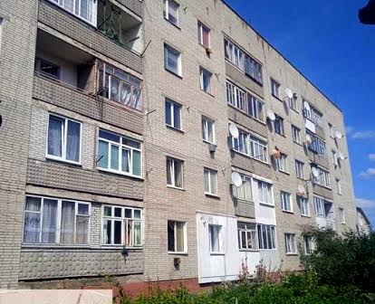 Продаж 3 кімнатної квартири, Радехів