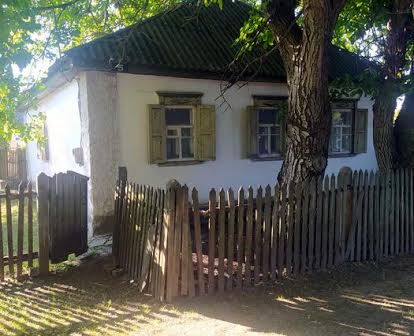 Продається будинок в м. Новомиргород