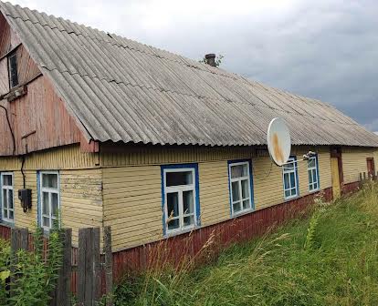 Терміново! Продам будинок в селищі Хорошів/Житомирська область.