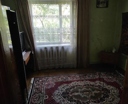 Продам 3-х кімнатну квартиру в місті Жовква