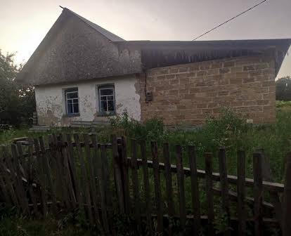 Продам будинок у смт Теплик