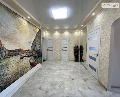 Университетская улица, 2/1, Ирпень, Ирпень, Киевская 80000.0 USD