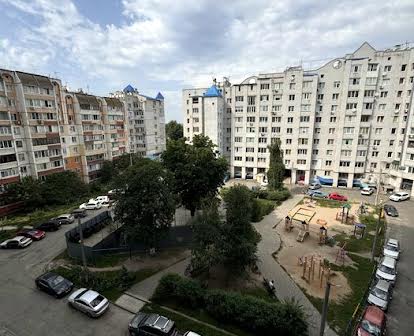 Продаж 3 кімнатна квартира Білогородська 51 104м Боярка