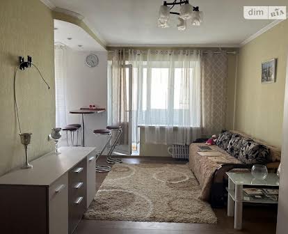 Просвещения бульвар, 8, Дружба, Тернополь, Тернопольская 35000.0 USD