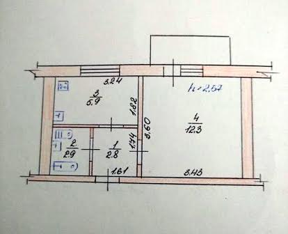 Продам 1 кімнатну квартиру.