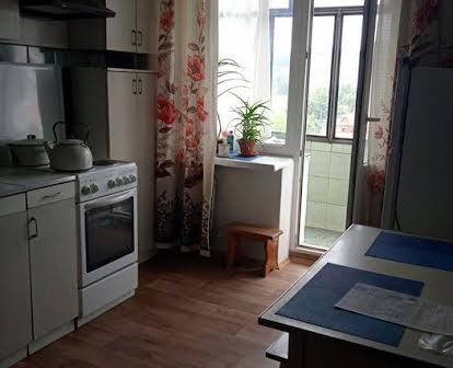 Однокімнатна квартира в районі Арсена по Чорновола від власника.