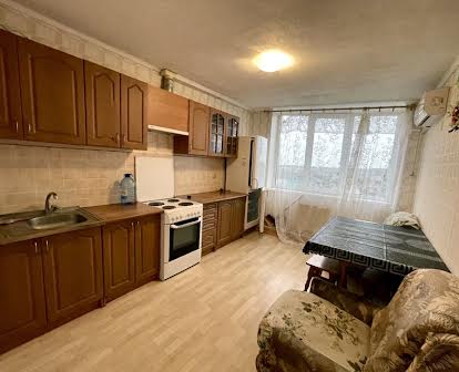 Продаж 2-кімнатна квартира 52м2 Яблунева6 Чубинське поверх 5/5, 35500$