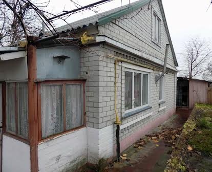 Будинок в Красiлiвкi, Броварской р-н, пiд Броварами, 2 км до Броварiв.