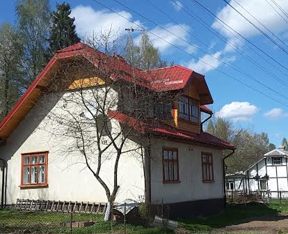 Будинок з земельними ділянками в Карпатах. Потенційному покупцю торг!