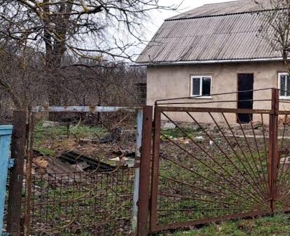 Продається будинок в с. Іванівці Барського р-н.