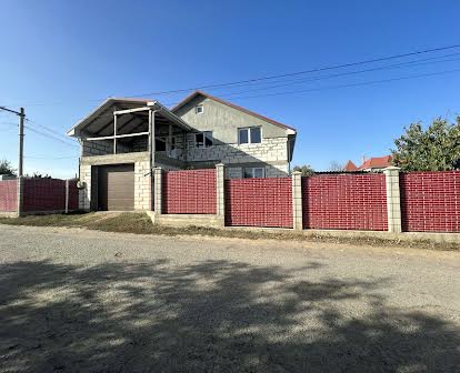 Будинок в Одеському районі біля Хаджибейського лиману.
