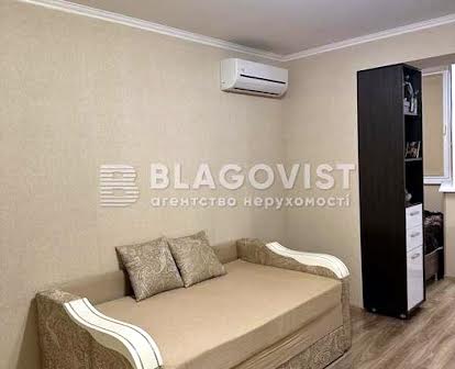 Продаж 1-кім. квартири, Автозаводська 93